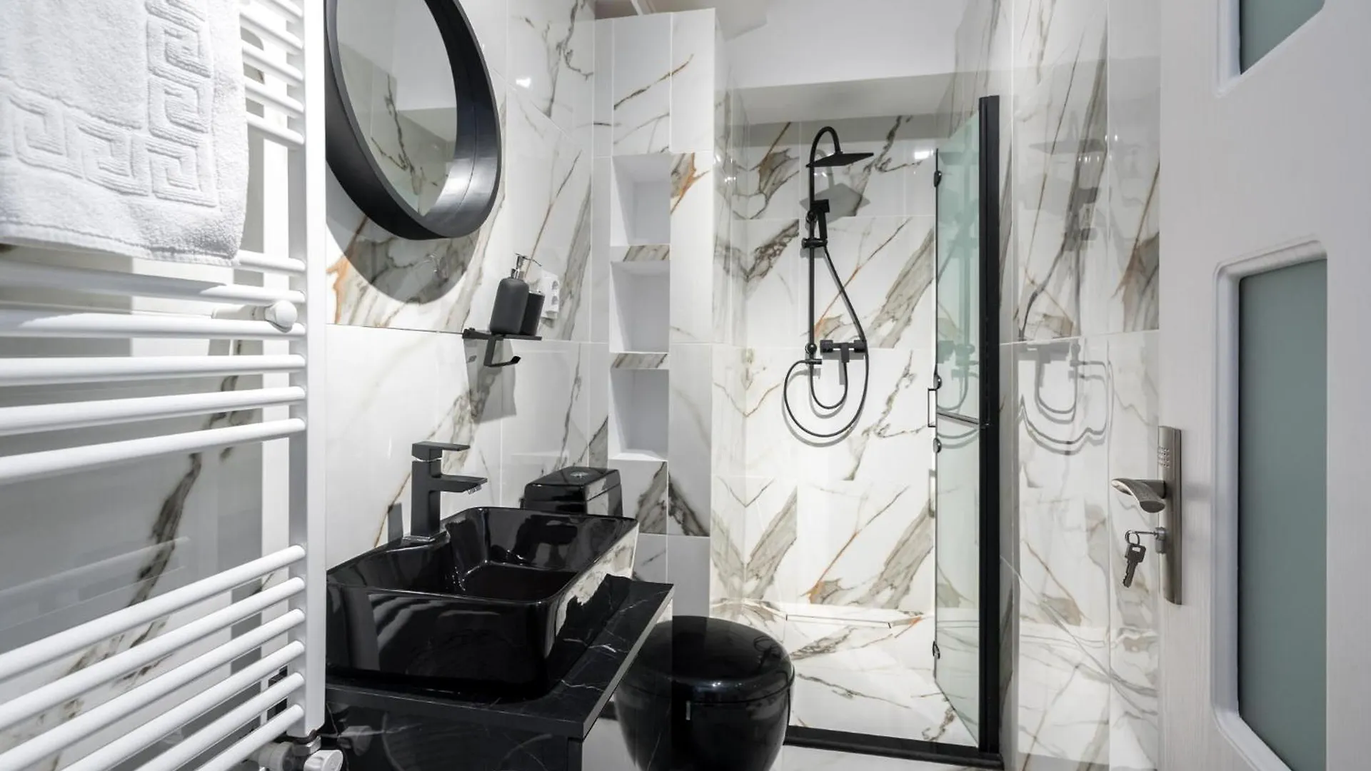 Apartment Borealis Calea Victoriei View Netflix Bucharest
