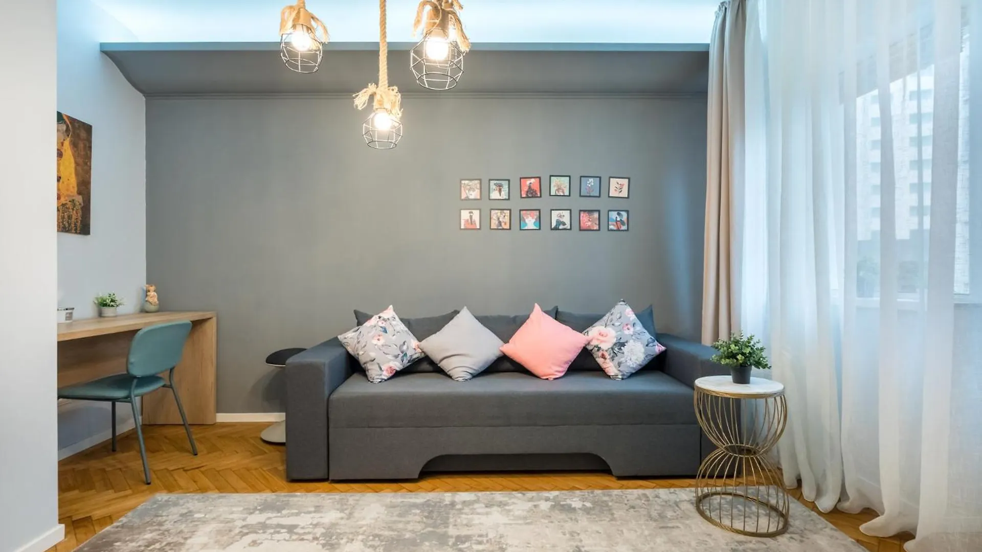 Borealis Calea Victoriei View Netflix Bucharest 0*,