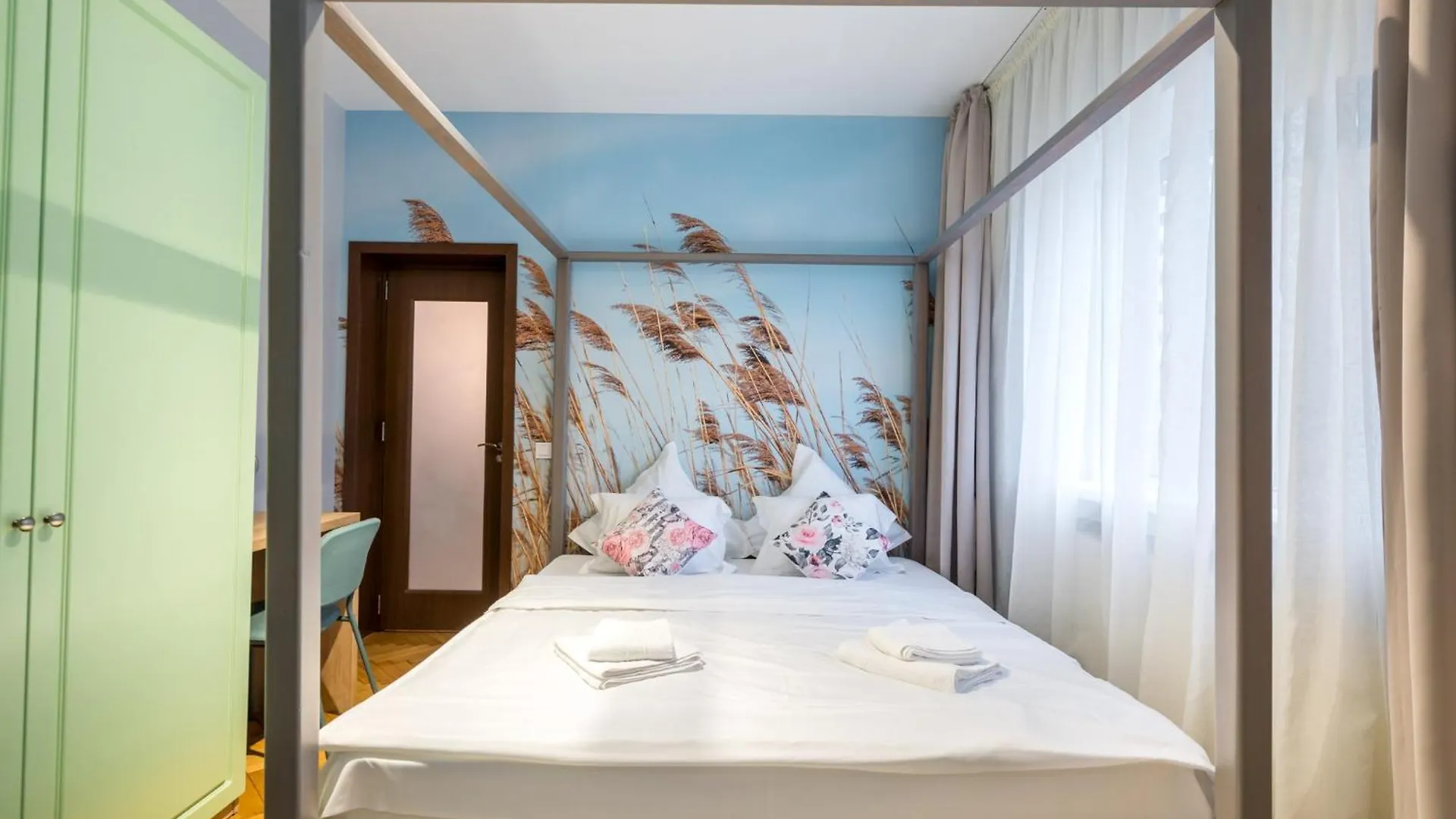 Borealis Calea Victoriei View Netflix Bucharest Apartment
