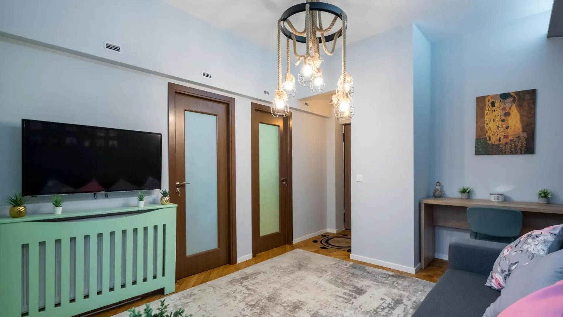 Apartment Borealis Calea Victoriei View Netflix Bucharest Romania